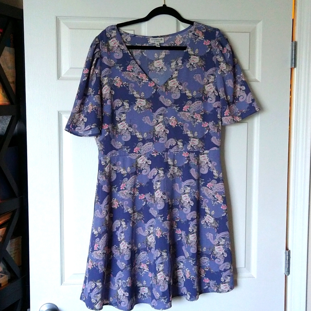 Floral dress, new, never worn
